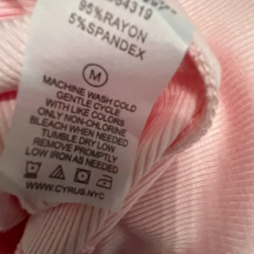 NWT Cyrus Soft Oversized Pink Ribbed Tee and Wide Leg pant Collection Set